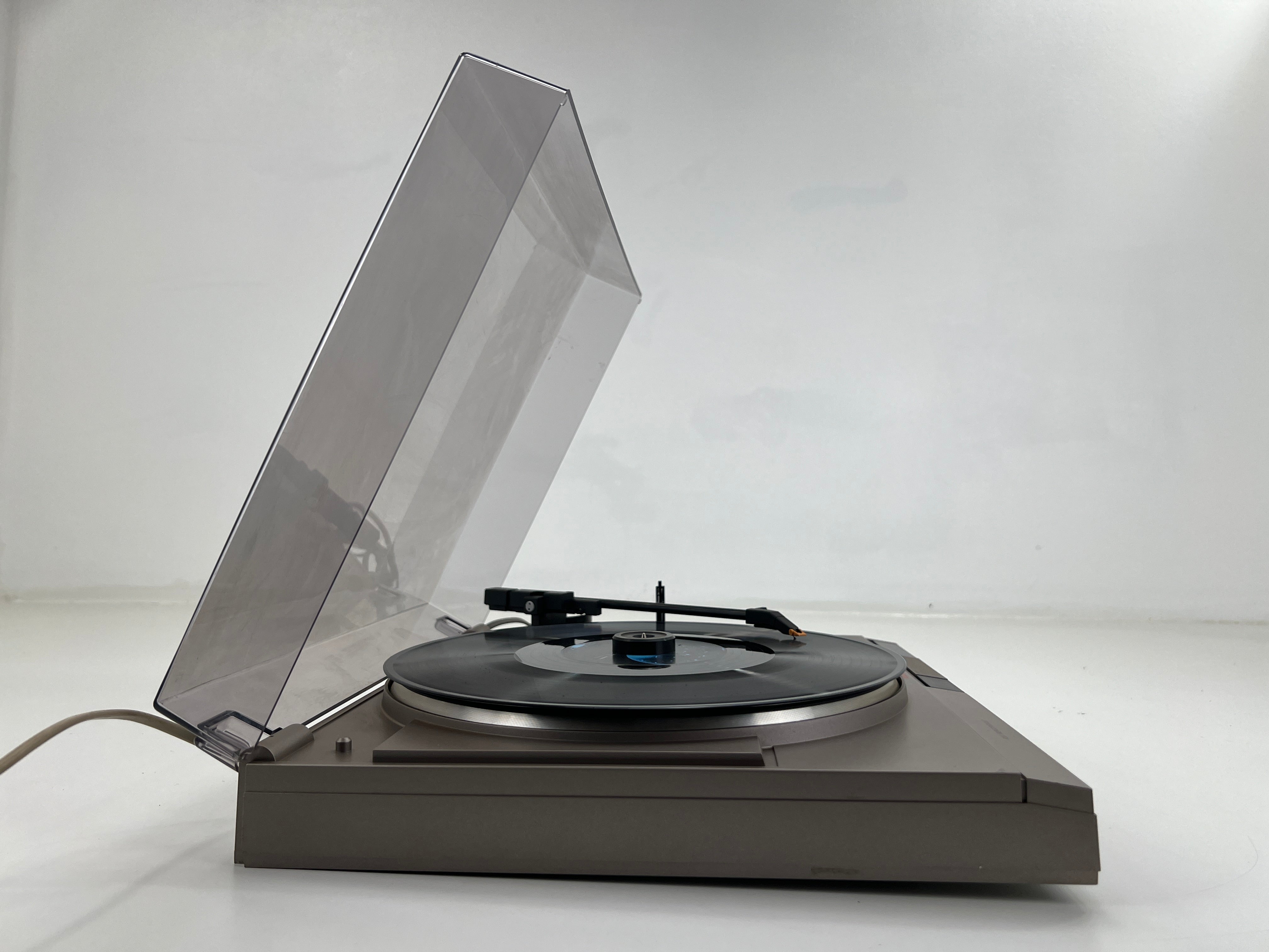 ERRES ST 1704/34 - Full Automatic Turntable