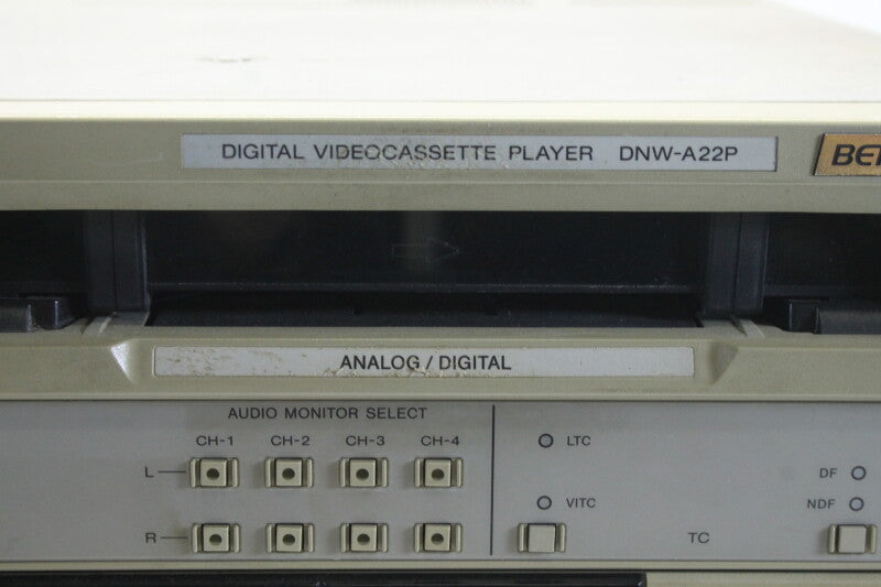 Sony Betacam SX  Digital Videocassette Player DNW-A22P