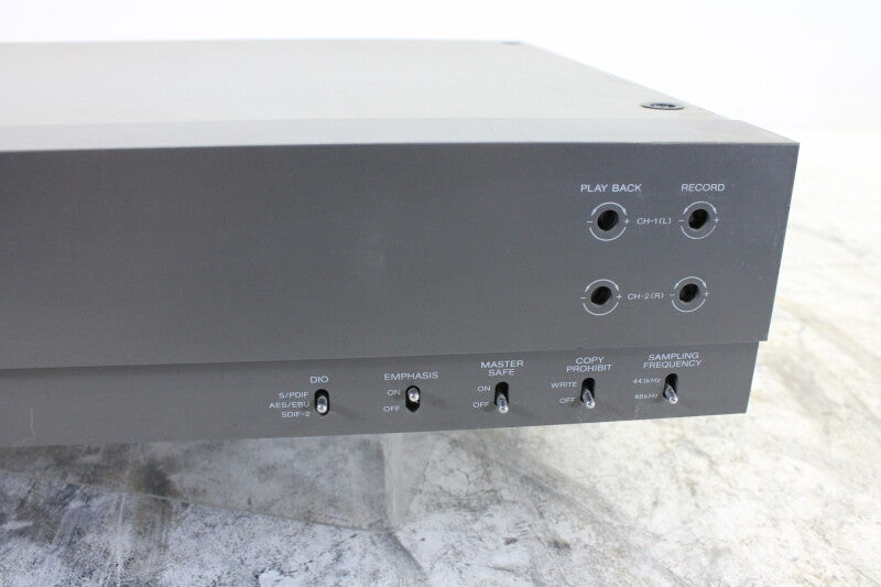 Sony Digital Audio Recorder PCM 2500B a/d transformer (no.3)
