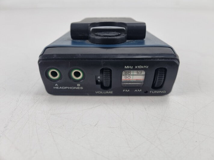 Sony SRF-33W  FM/AM Walkman Radio with Belt Clip, Blue, Tested & Working