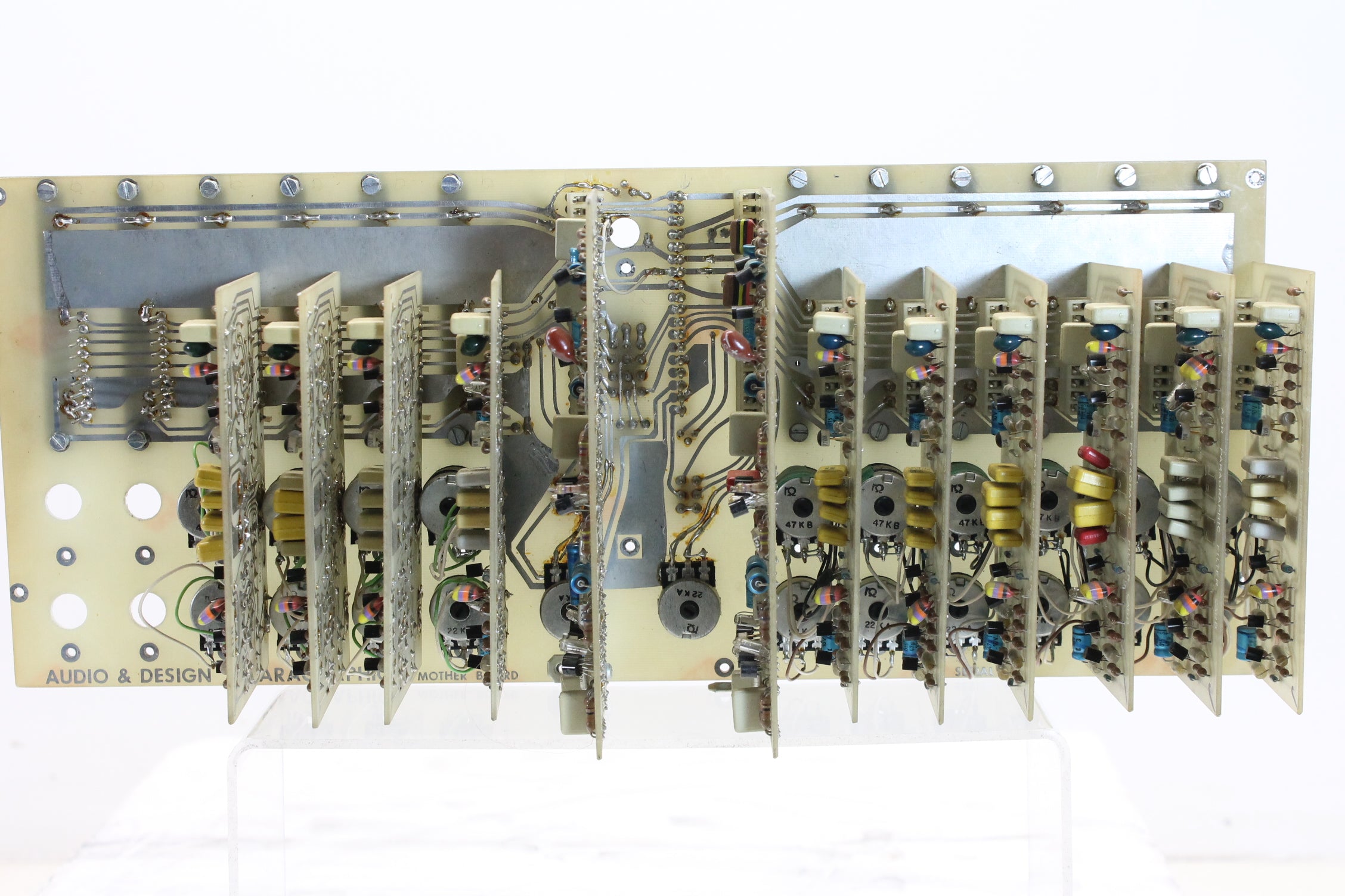 Audio & Design Recording ADR Paragraphic - E 950 Equalizer met schema's, zonder chassis