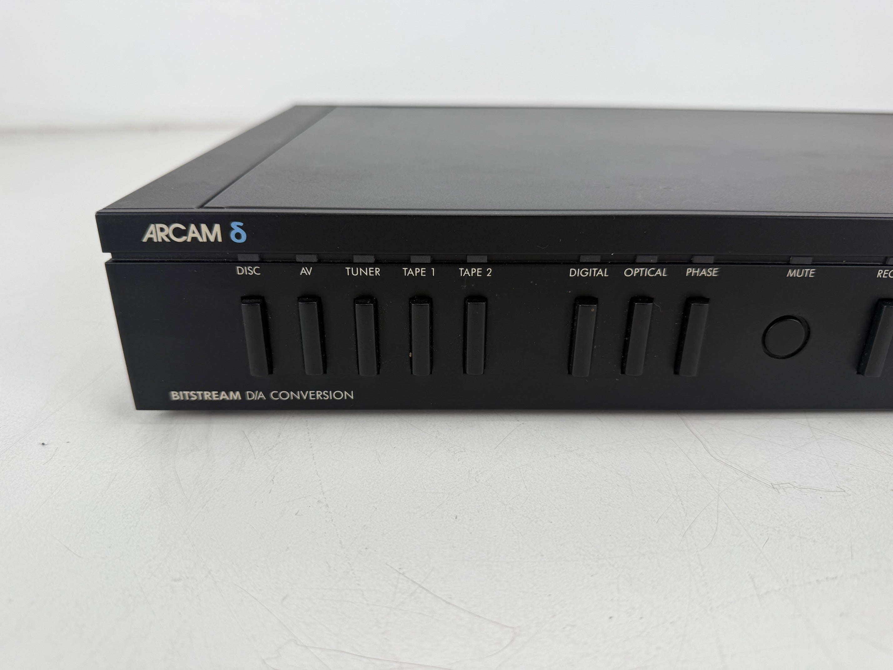 Arcam Delta 110 digitale voorversterker