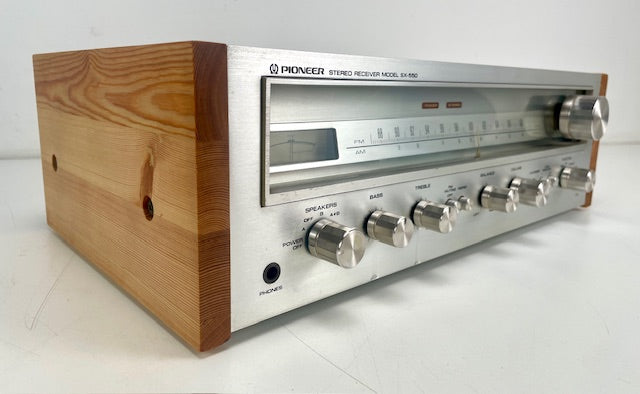 Pioneer Model SX - 550 Stereo Receiver - Serviced/Recapped/New side pannels