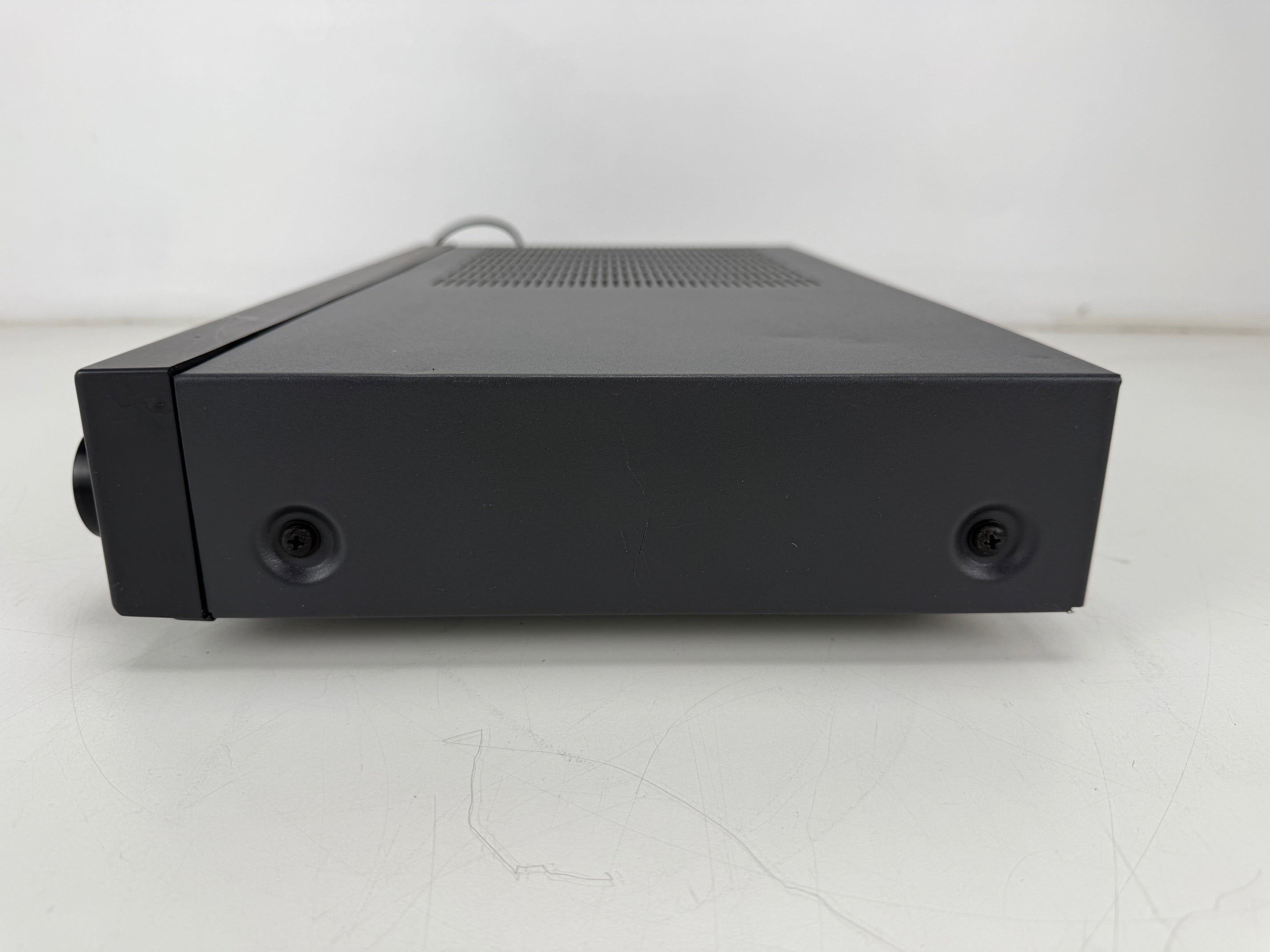 NAD 310 stereo geïntegreerde versterker