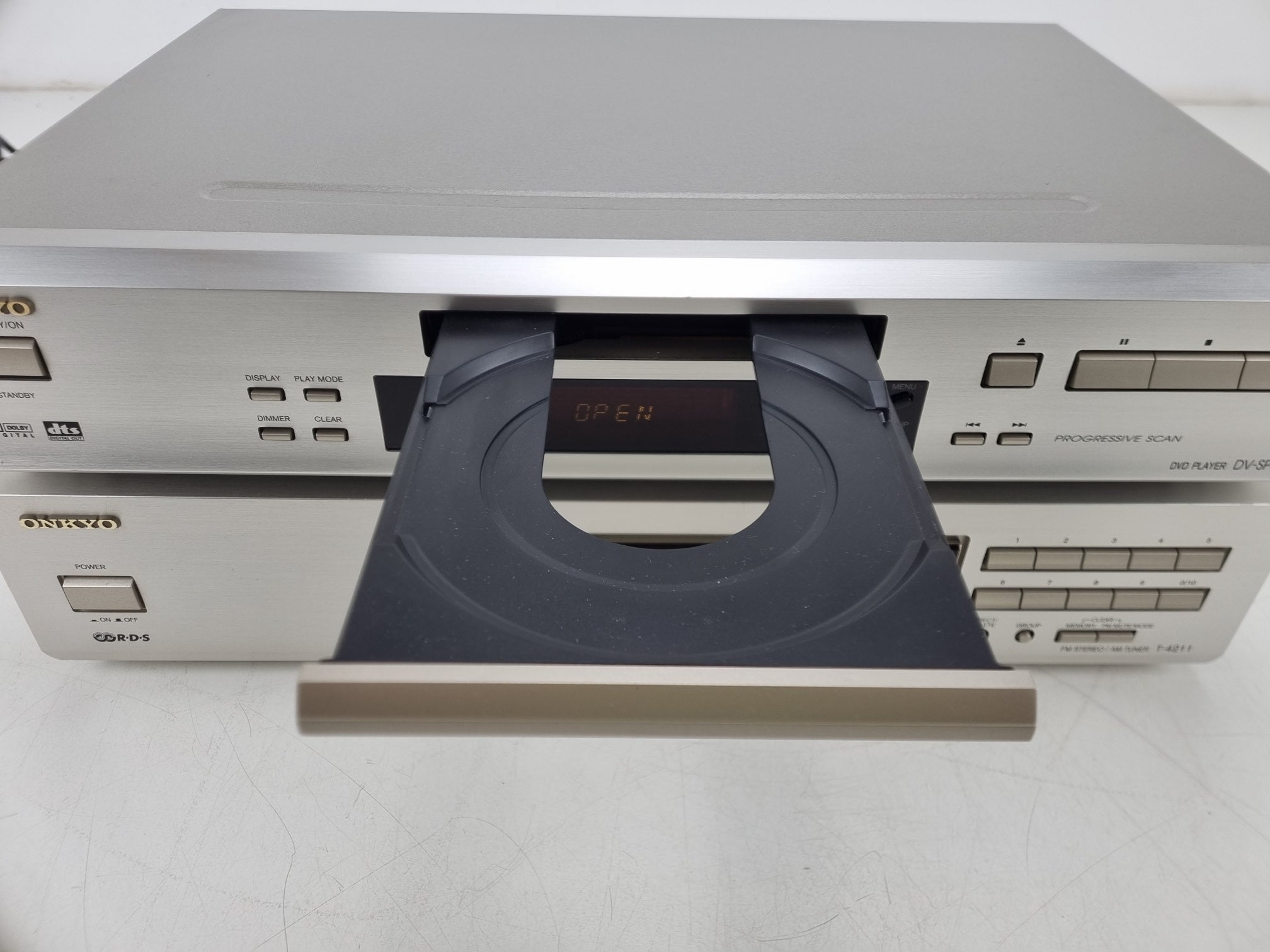 Onkyo DV-SP402E dvd-speler - T-4211 FM-stereo / AM-tuner