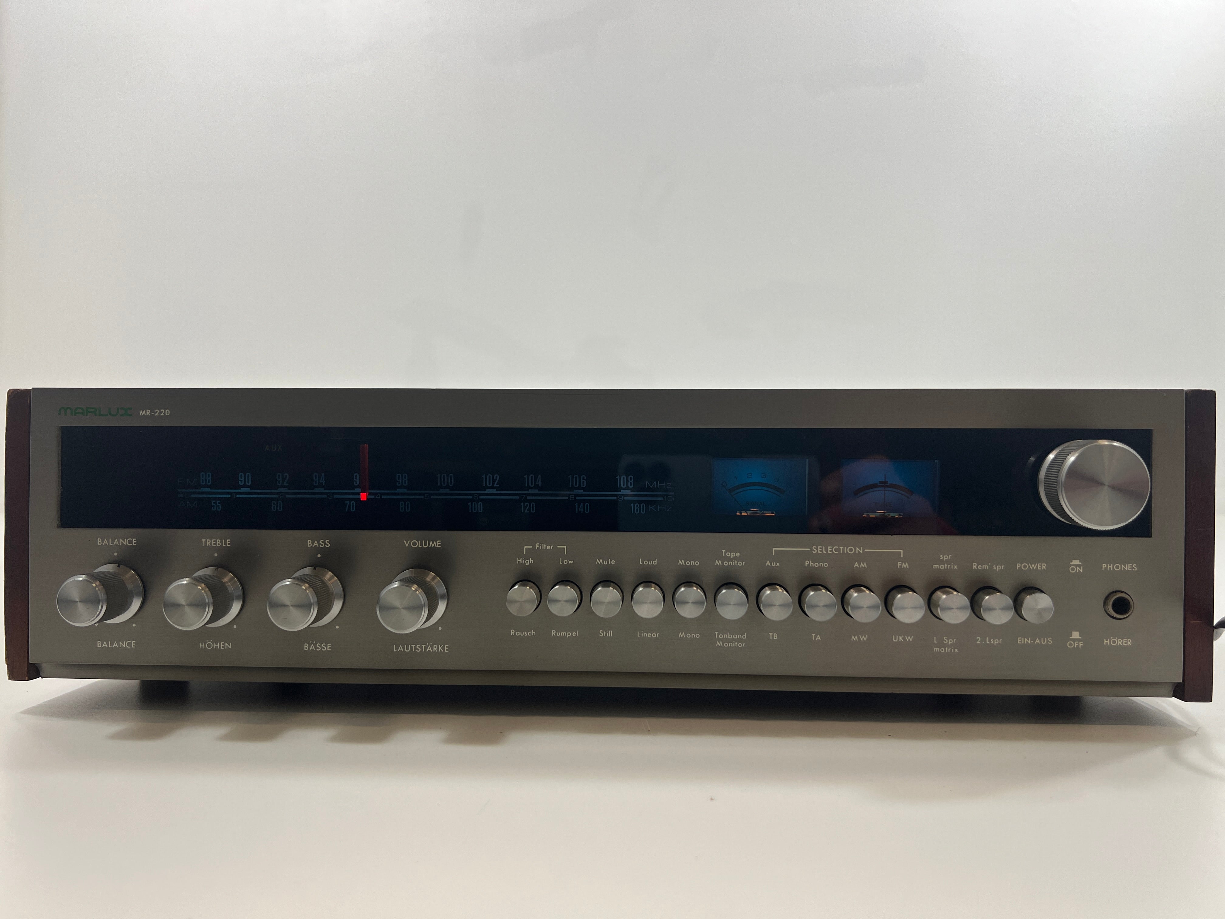 Marlux MR-220 - Stereo Receiver