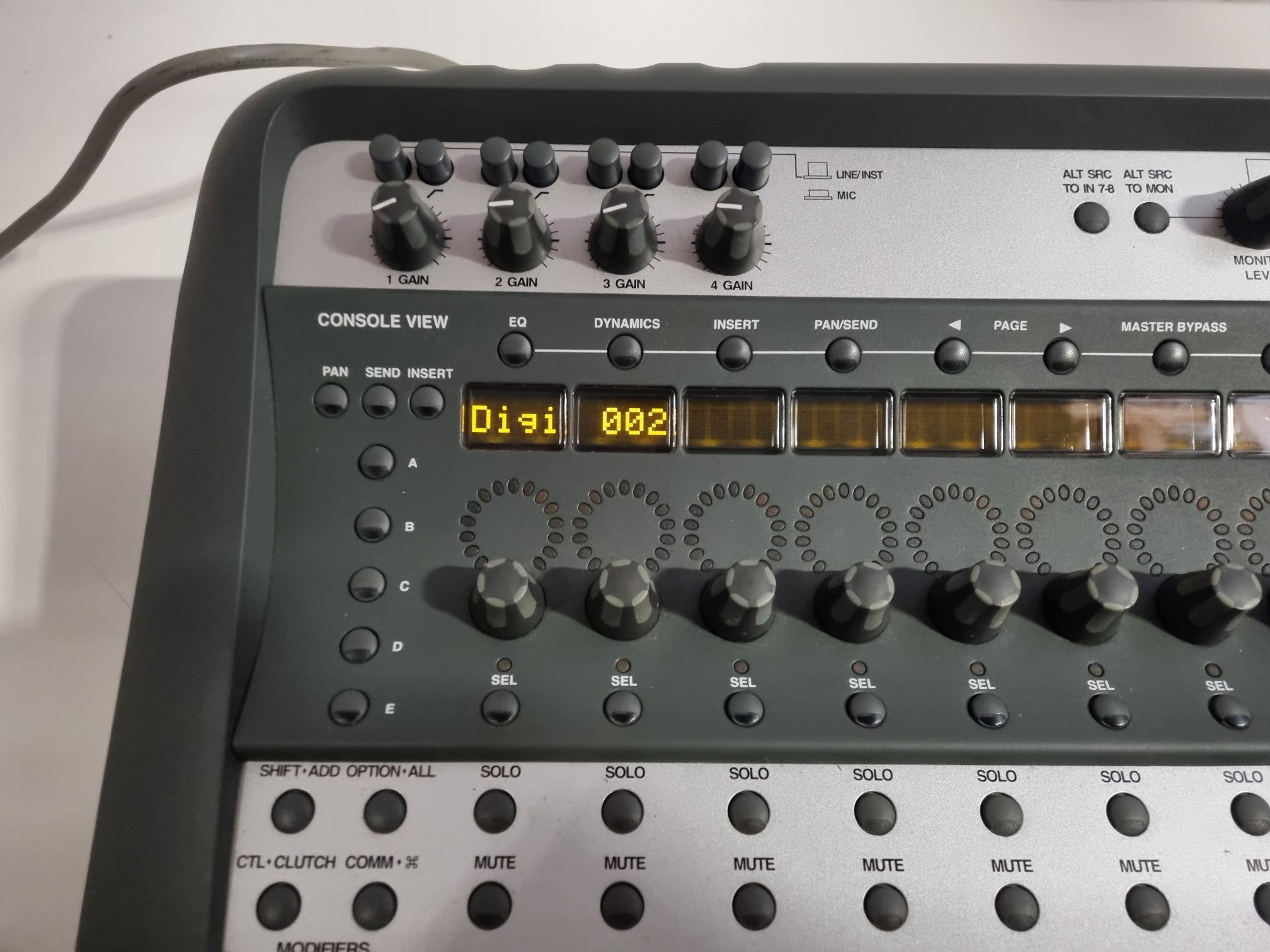 Digidesign DIGI 002 - Digital Audio Interface Console - power Tested