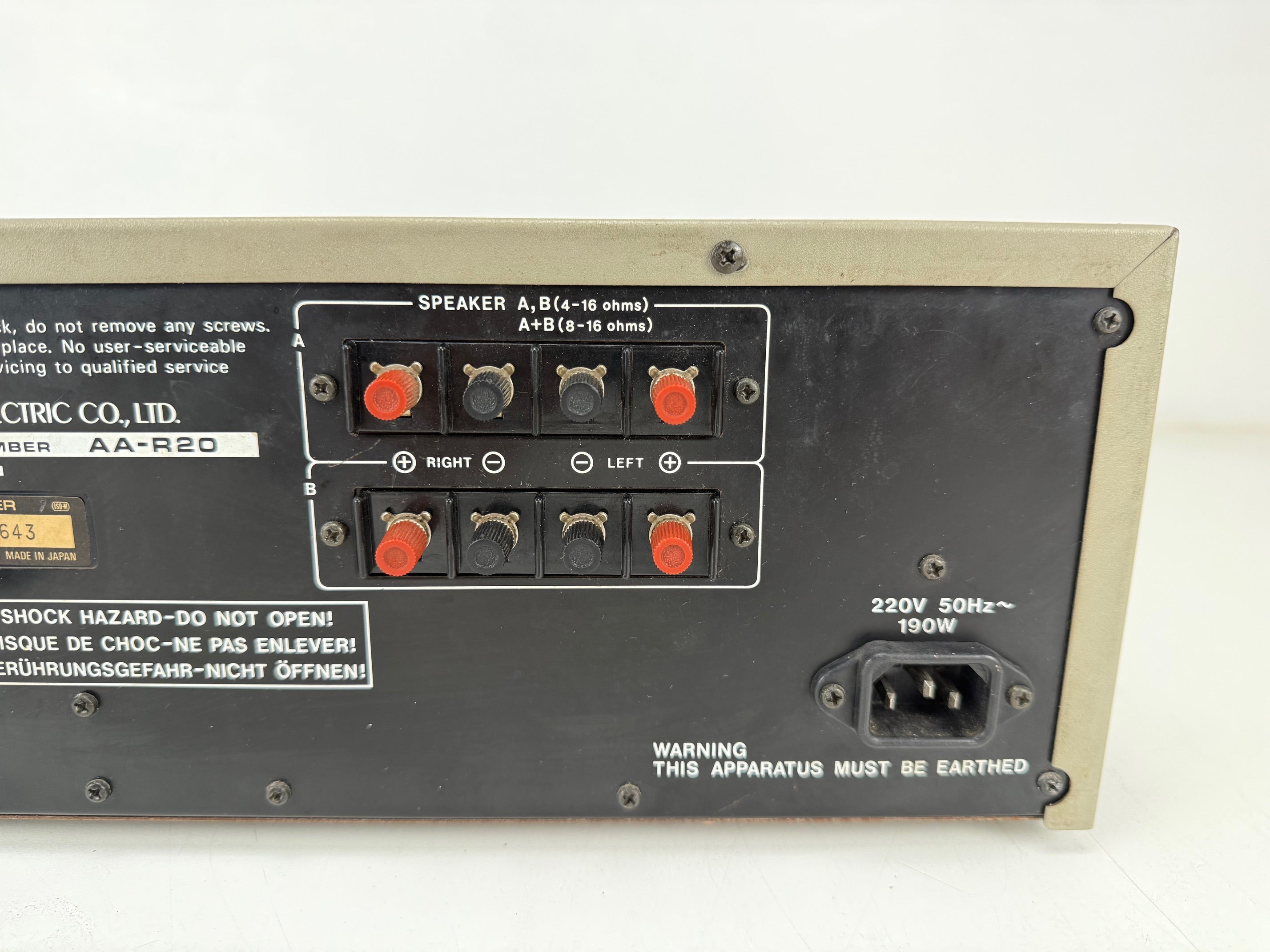 Akai AA-R20 stereo-ontvanger - Onderhoud uitgevoerd