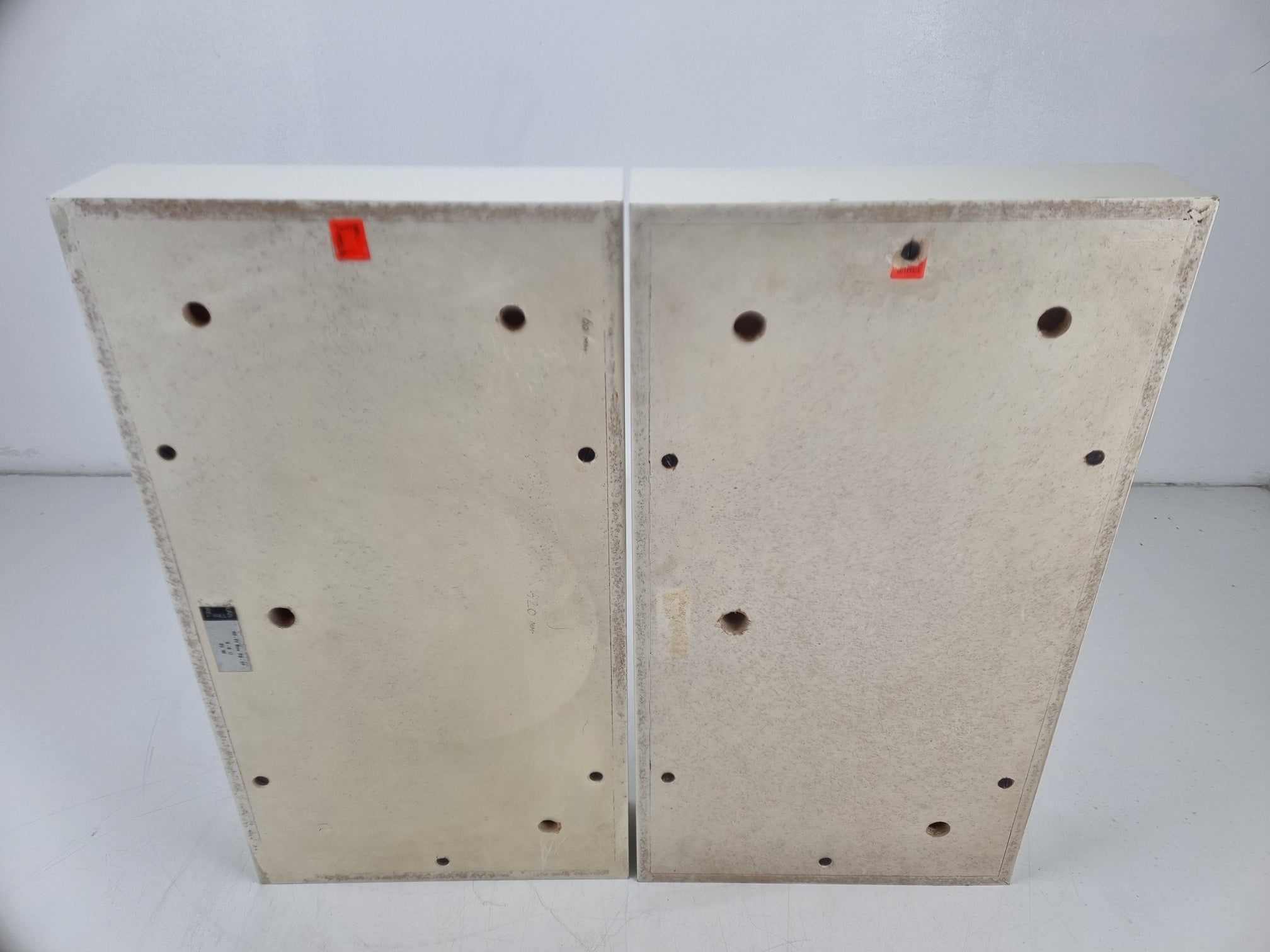 BRUNS IREL FB-1P - HI-FI Box - Has a two-pin DIN connection