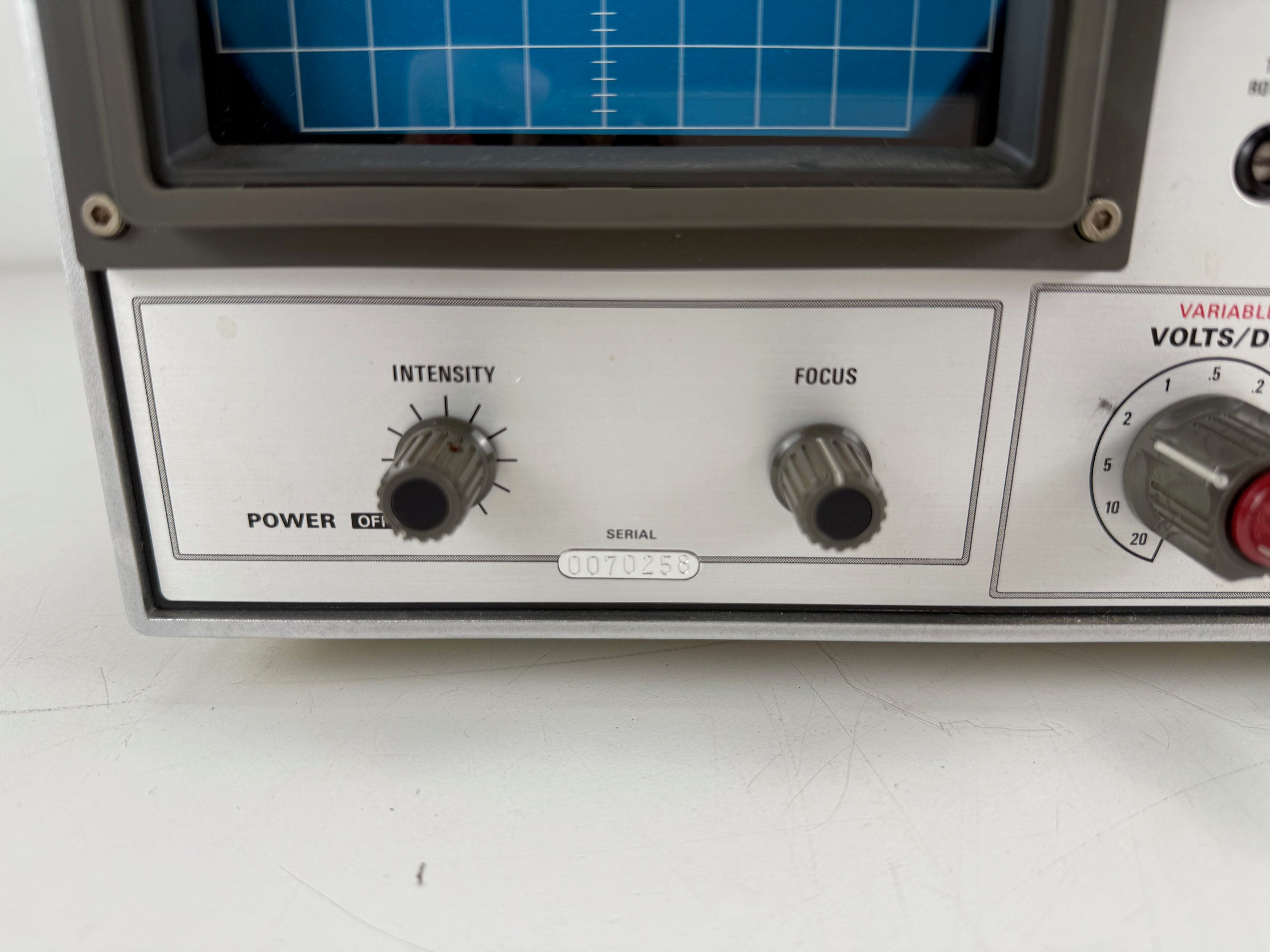 Unknown CS-1559A 10MHz Oscilloscope With Trio PC21 Probe - In Box