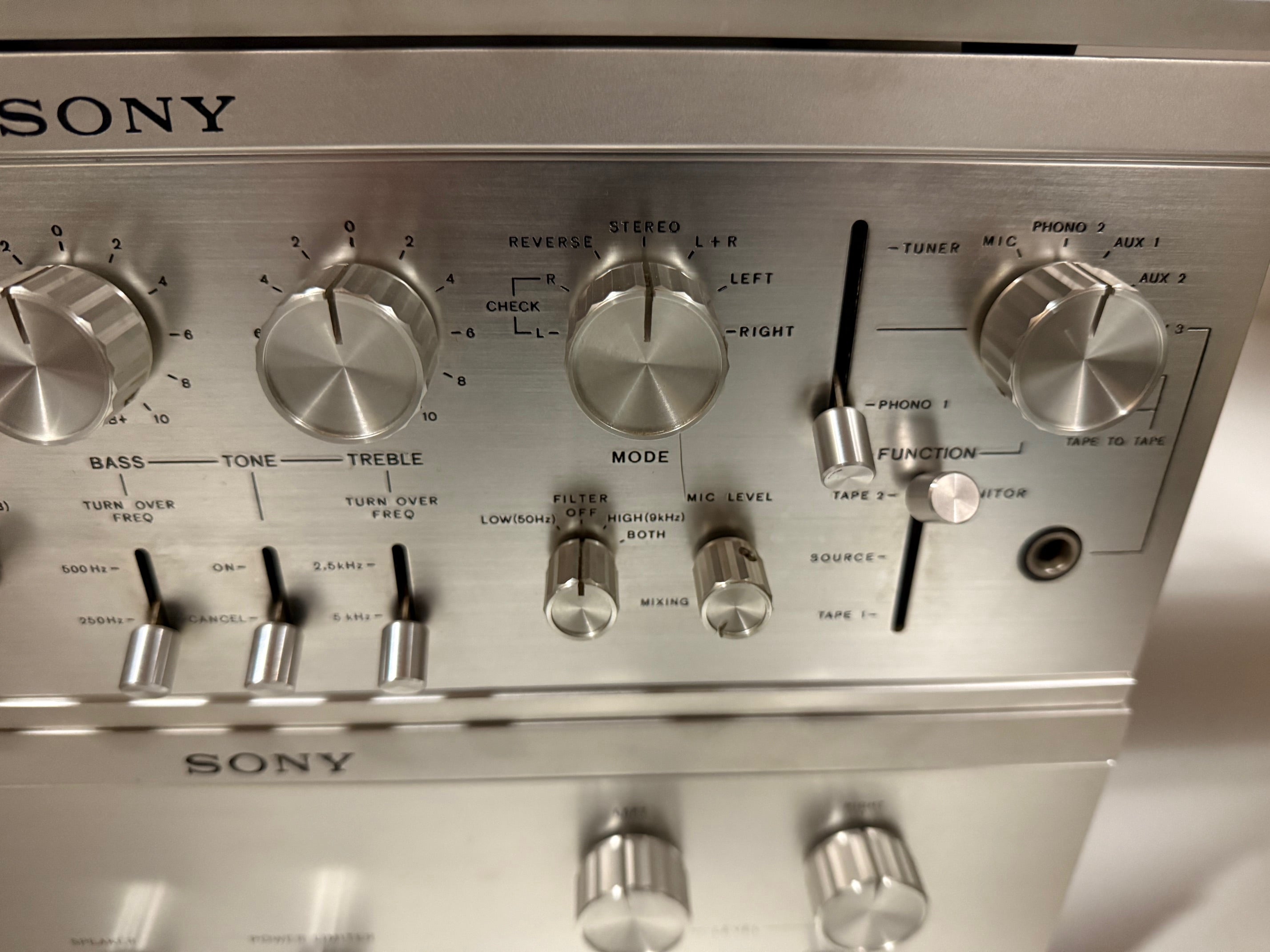 Sony ST - 5130 Tuner / TA - 2000F Pre Amplifier / TA - 3200F Stereo Amplifier set