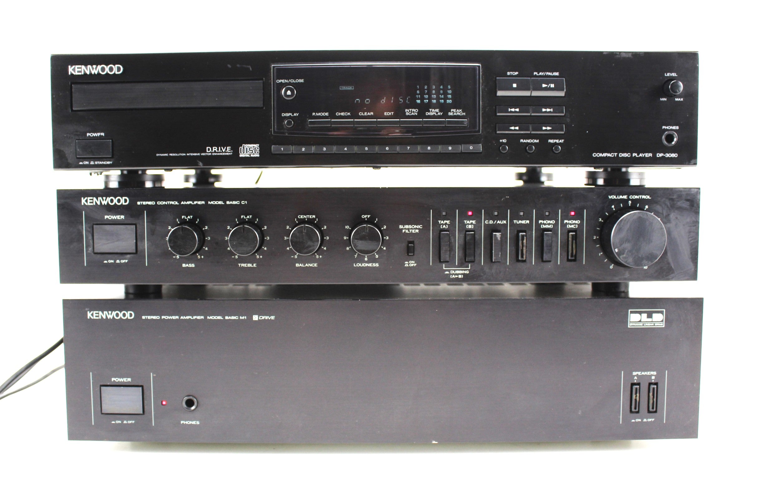 Kenwood DP-3080 cd-speler - C1 voorversterker - M1 eindversterker