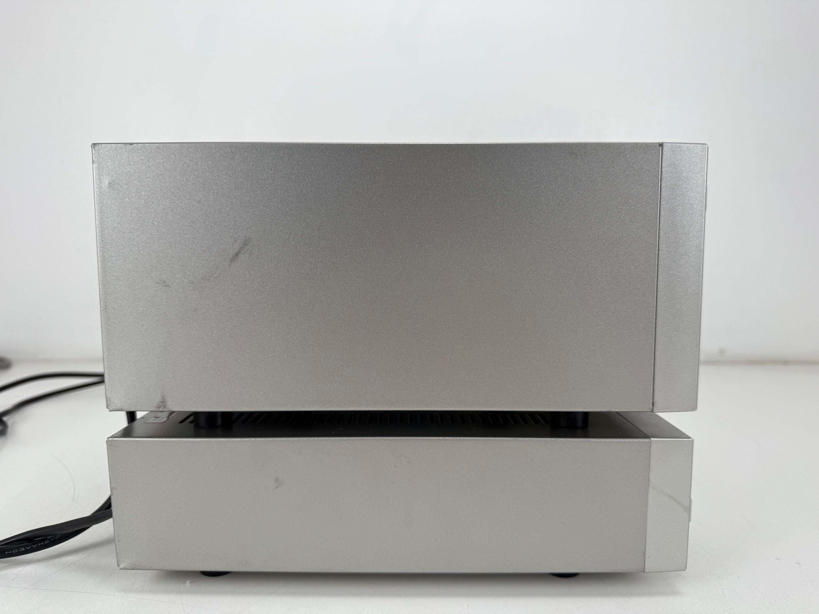 Akai UC-M2 stereo cassettedeck / UC-U2 stereo geïntegreerde versterkerset