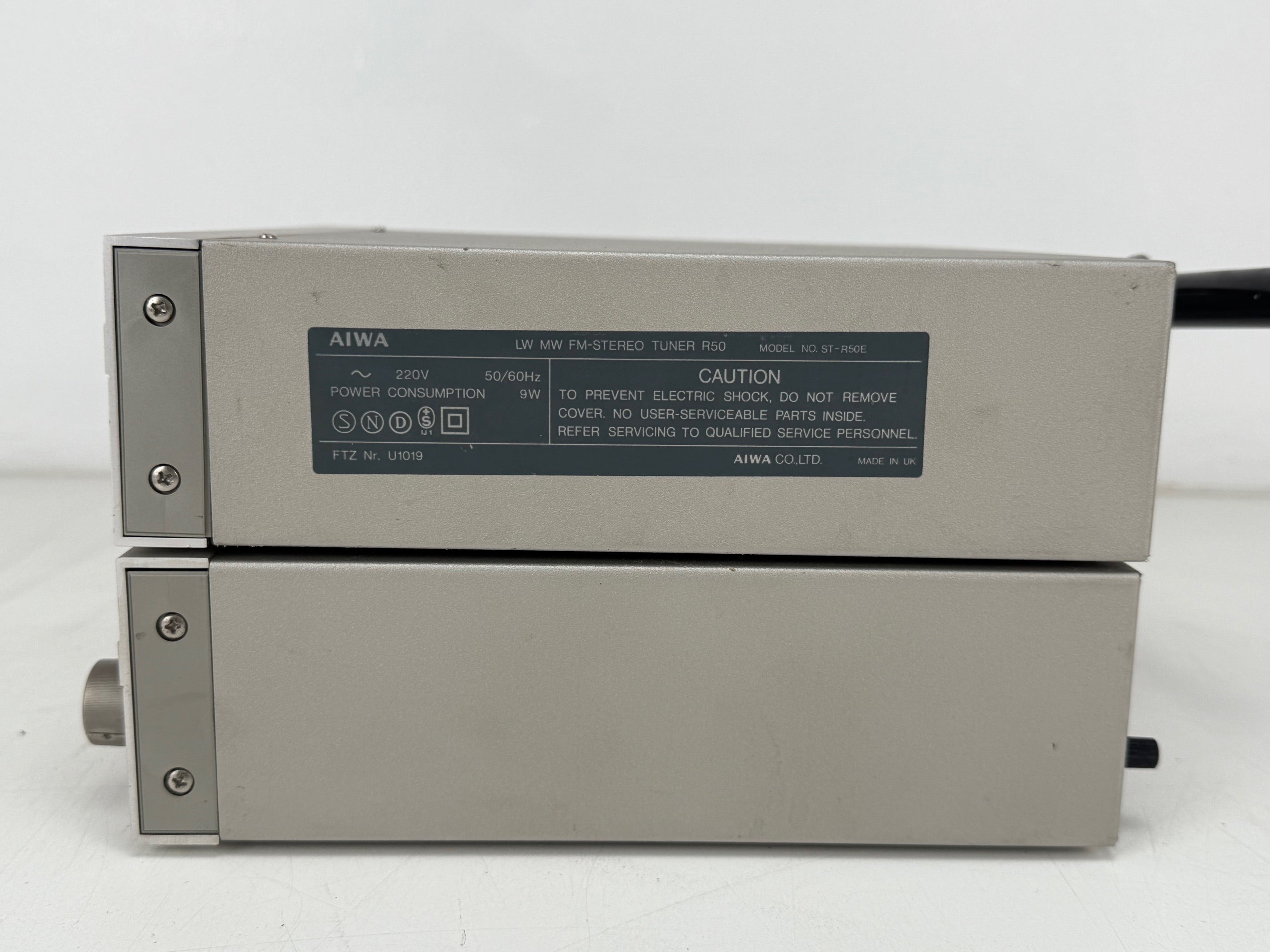 Aiwa R50 FM-stereo tuner / A60 stereo geïntegreerde versterkerset