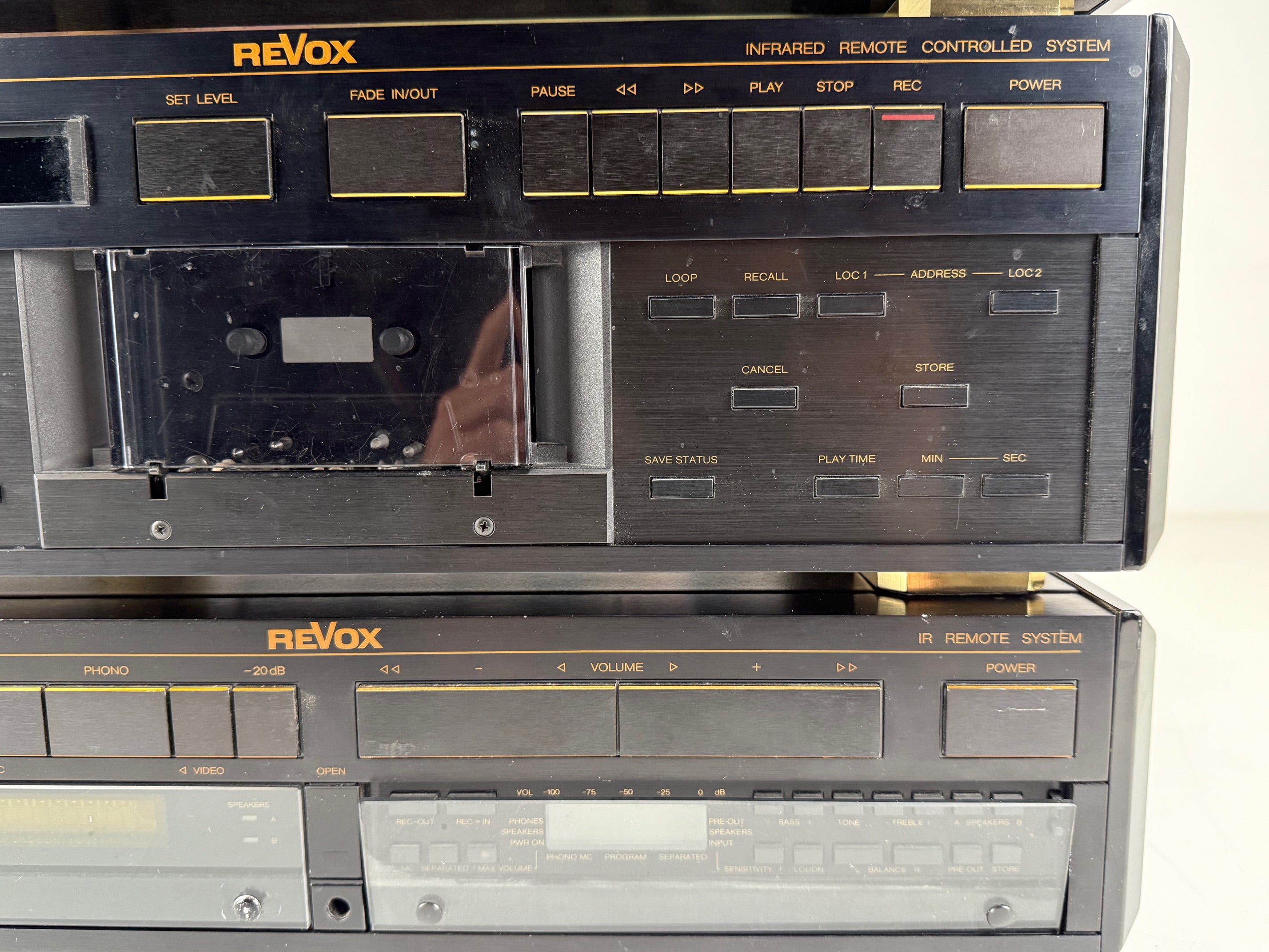 Studer Revox B-260S tuner / B-215S cassettedeck / B-250S versterker / B-226S cd-speler - complete set