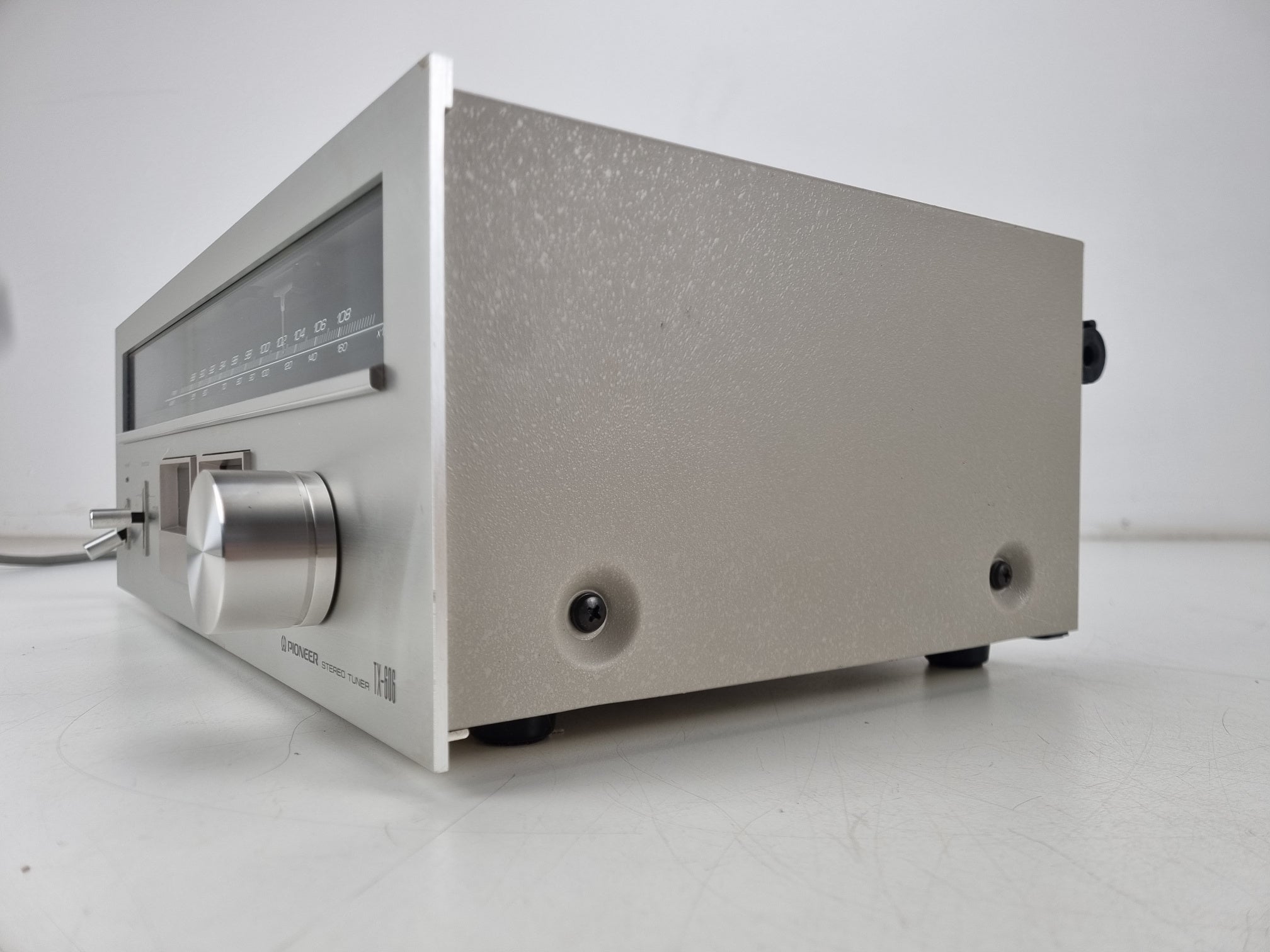 Pioneer TX-606 tuner - Nieuwe verlichting