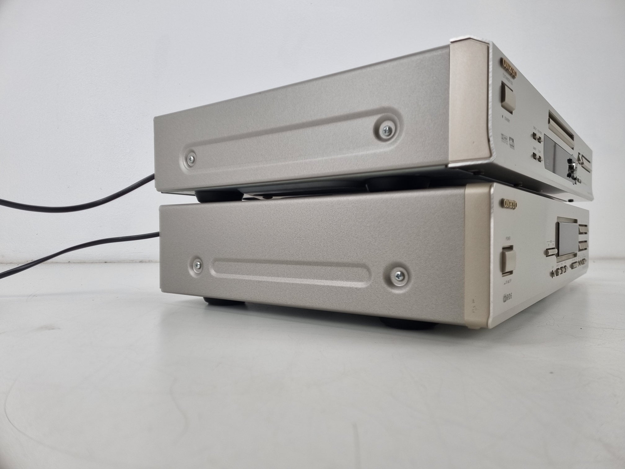 Onkyo DV-SP402E dvd-speler - T-4211 FM-stereo / AM-tuner