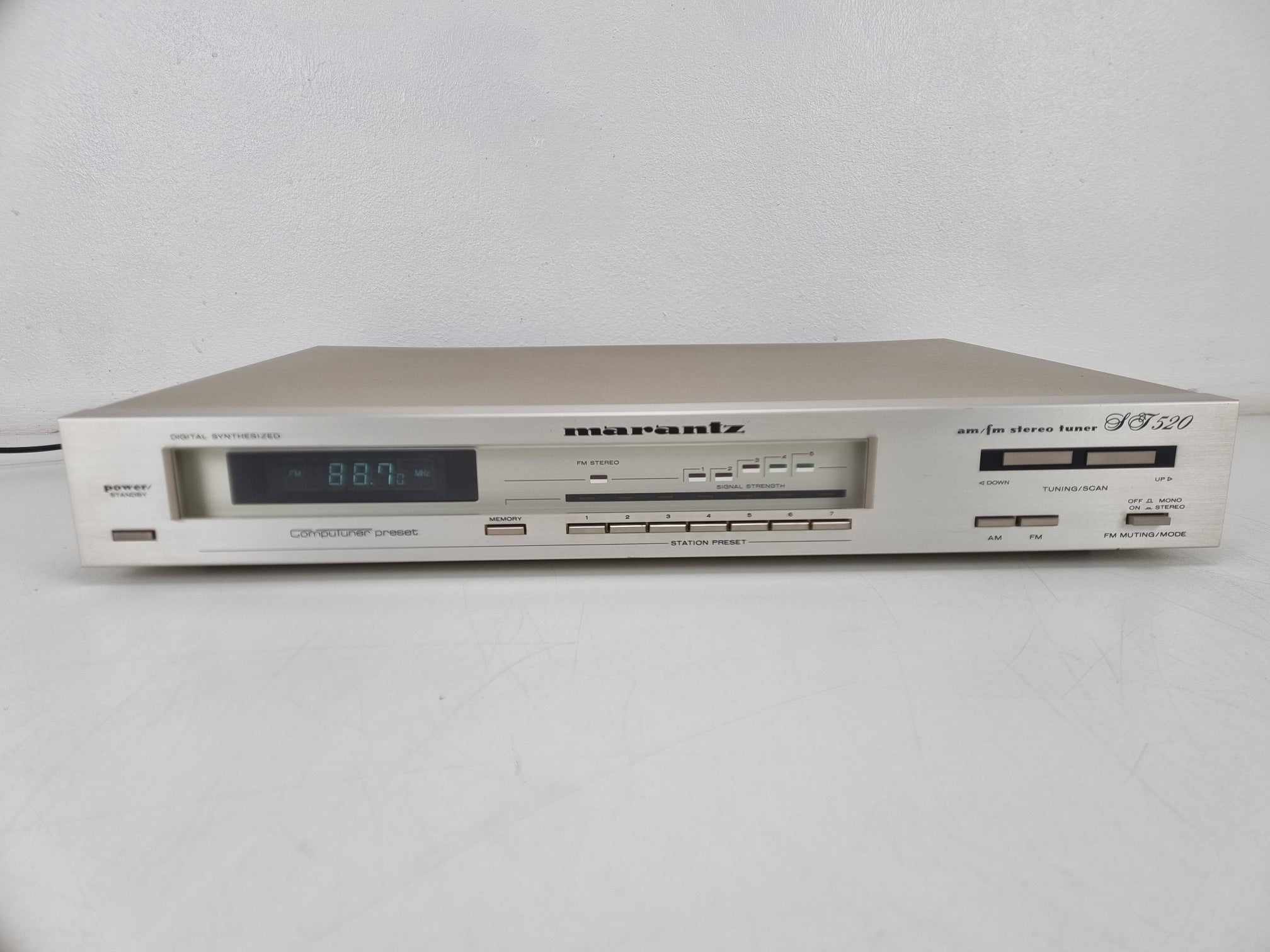 Marantz ST 520 - am/fm Stereo Tuner