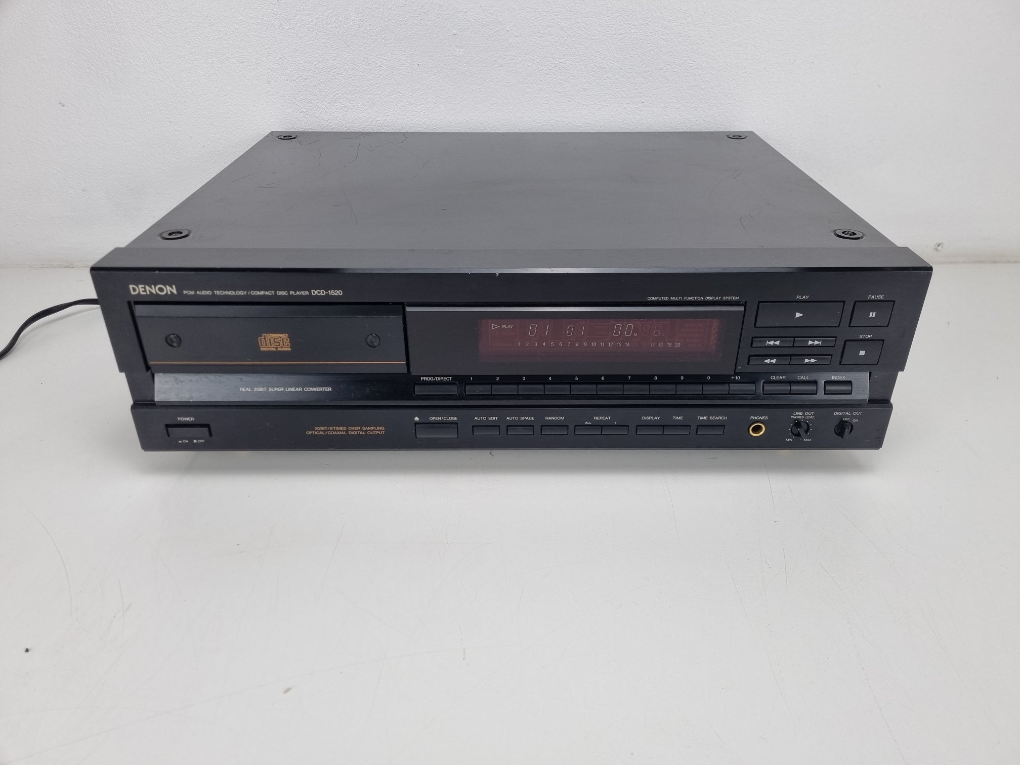 Denon DCD-1520 - Fully Woking heavy dutie CD player - Serviced