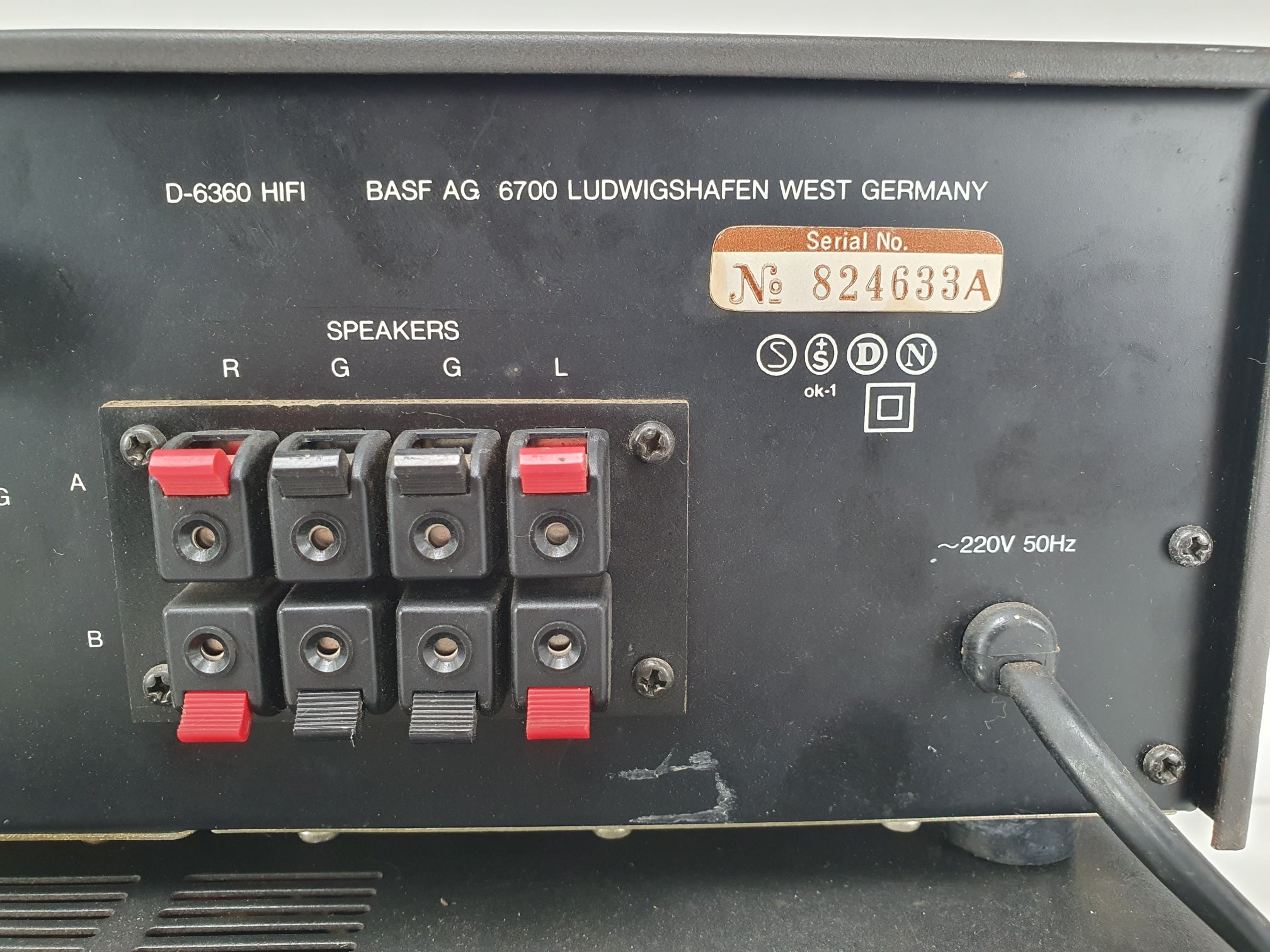 BASF Set D-6200 Tuner - D-6360 Stereo versterker D-6235 Cassettedeck