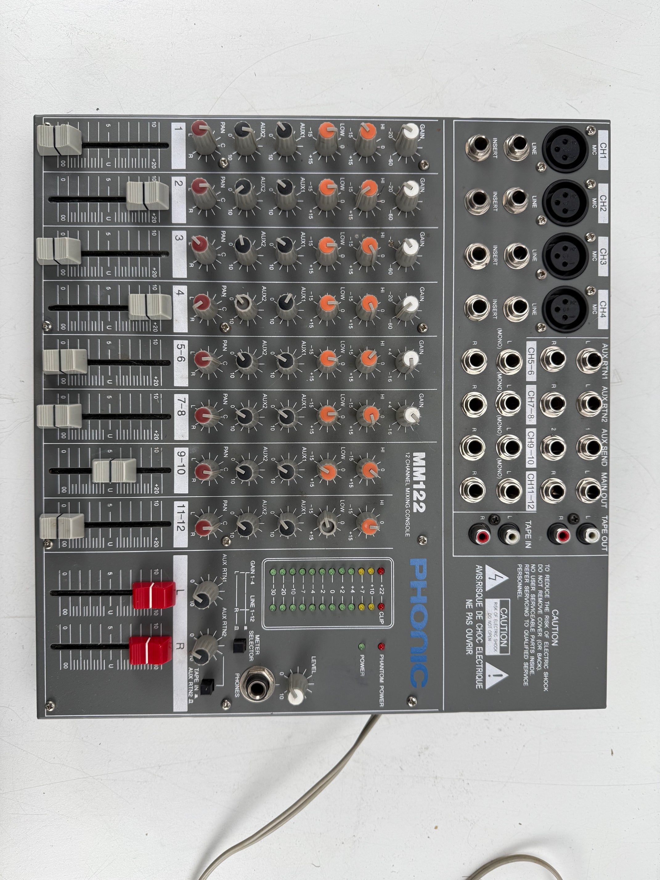 Phonic MM 122 Compact Mixer Console - 8 channels