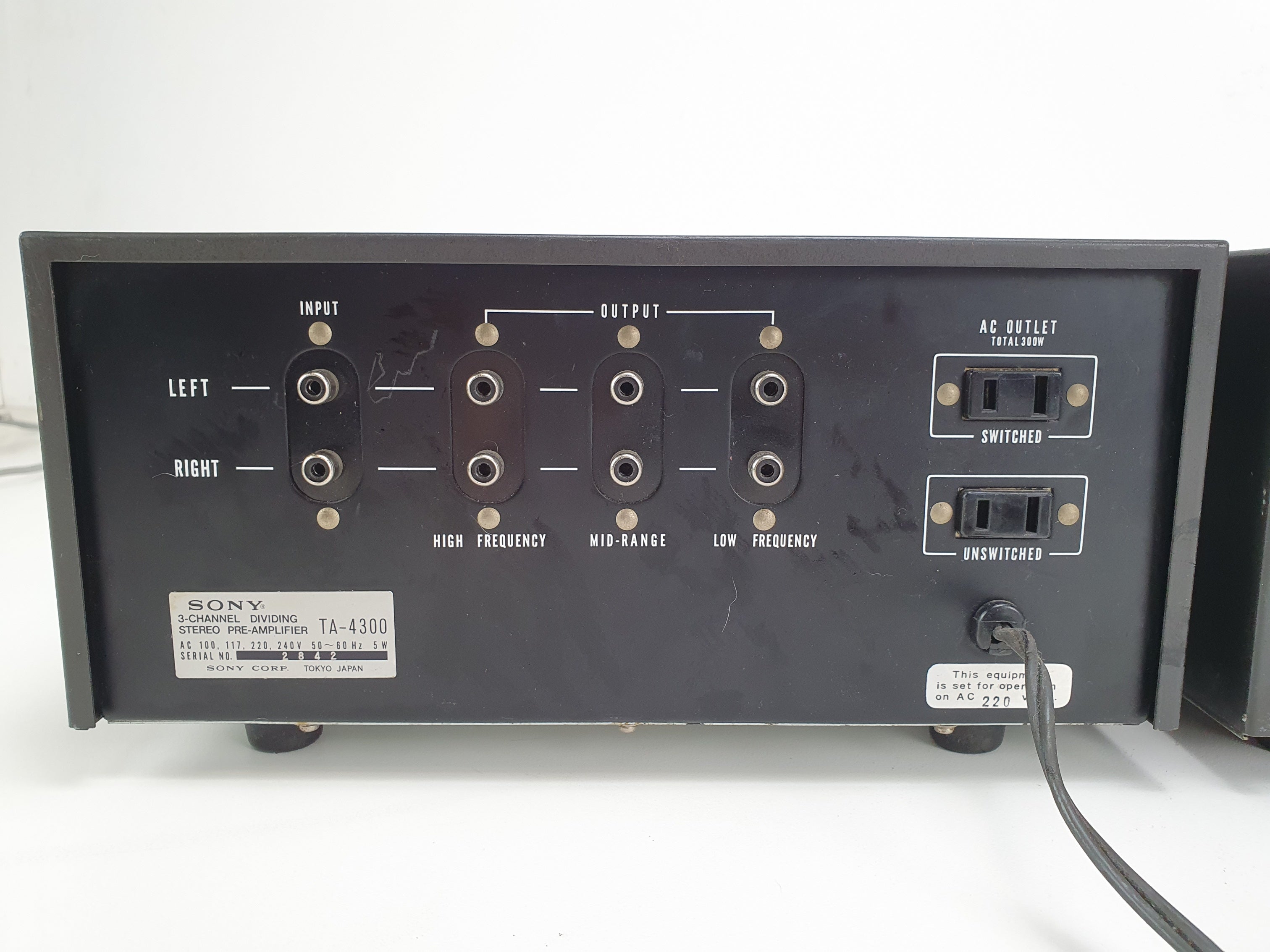 Sony 3060 versterker (volledig nagekeken) - 4300 voorversterker - Mooie set