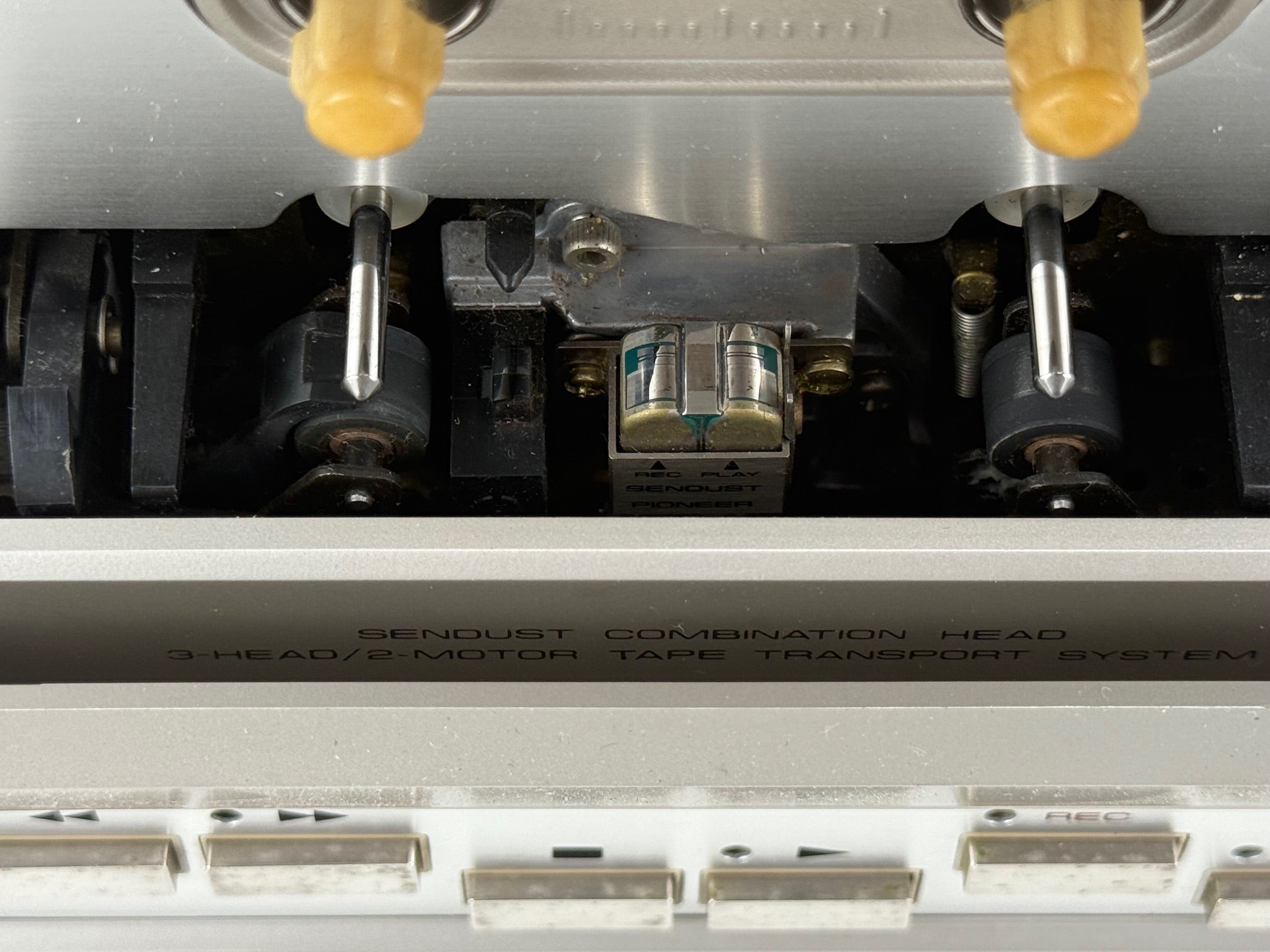 Pioneer CT-F900 3-kops Bleuline stereo cassettedeck - Onderhoud uitgevoerd