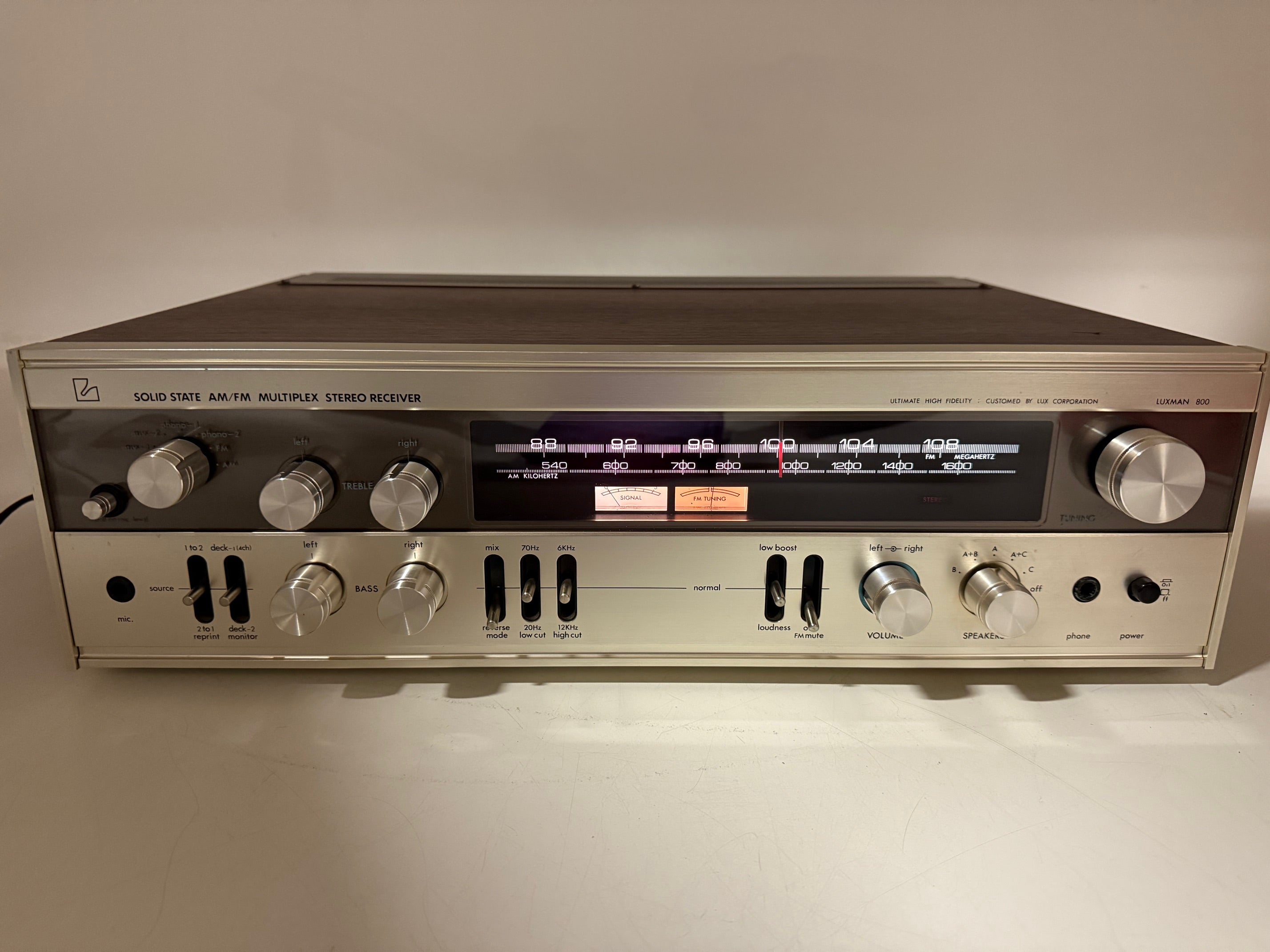 Luxman R-800E Solid State AM/FM Multiplex Stereo Receiver - Serviced