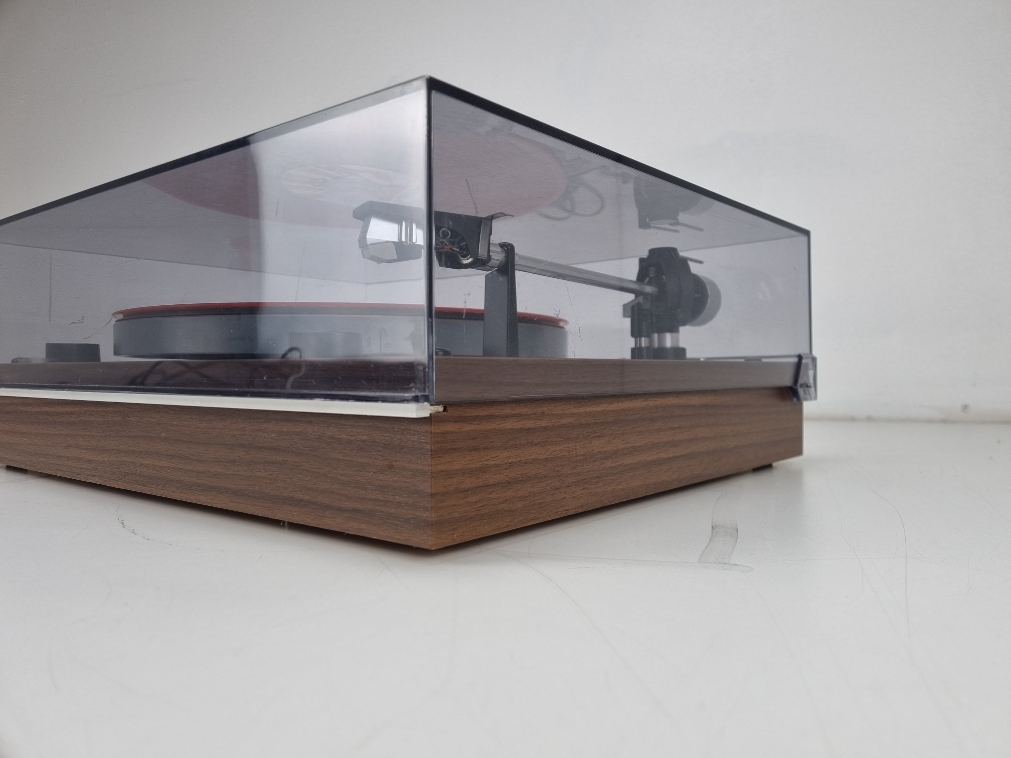 Thorens TD 165 -  with Philips 401 needle - Nice Dust Cover - Great condition