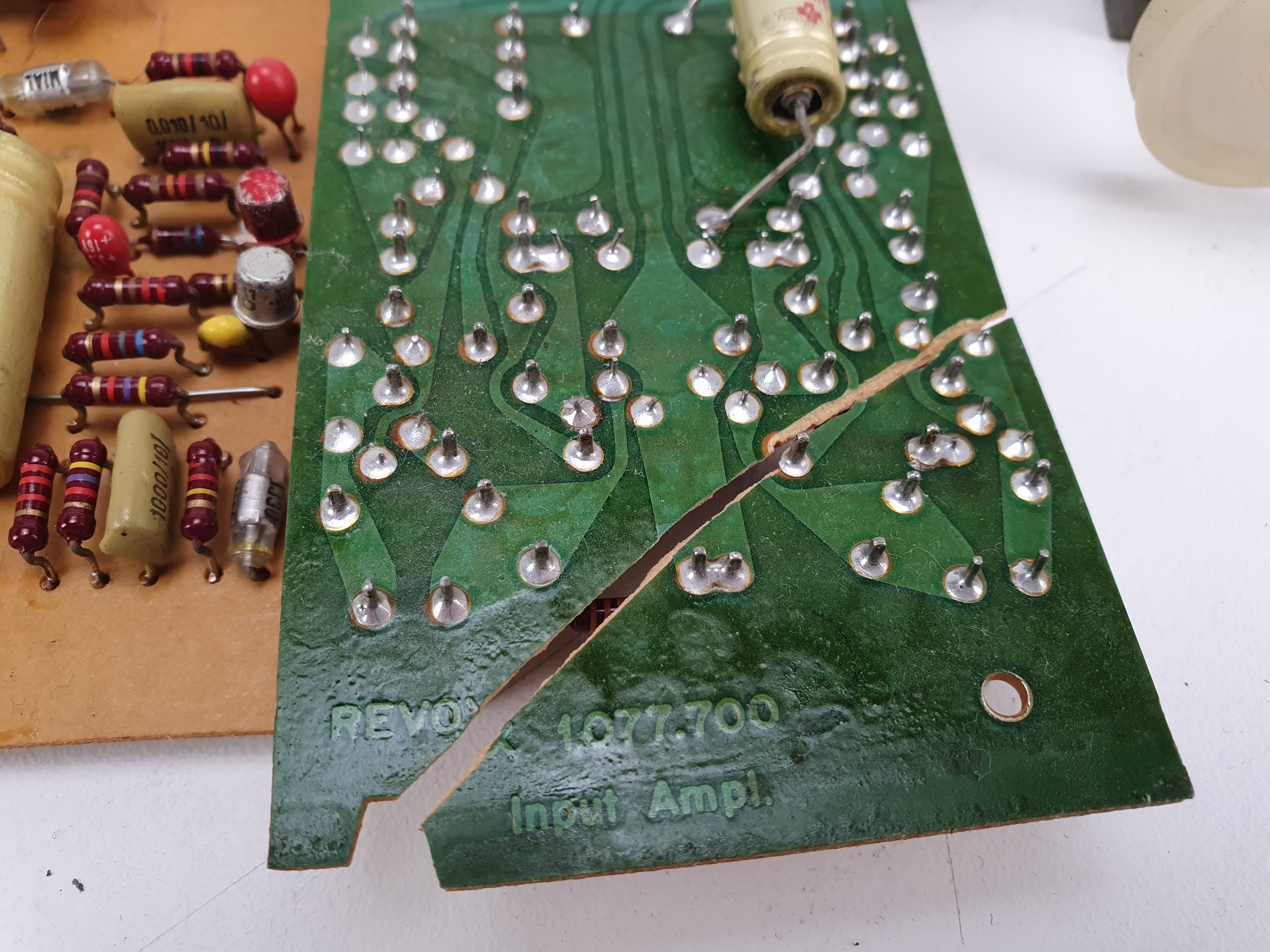 Onderdelen voor Studer Revox A77 recorder - printplaat voor voorversterker, faders etc. - Verkocht zoals ze zijn