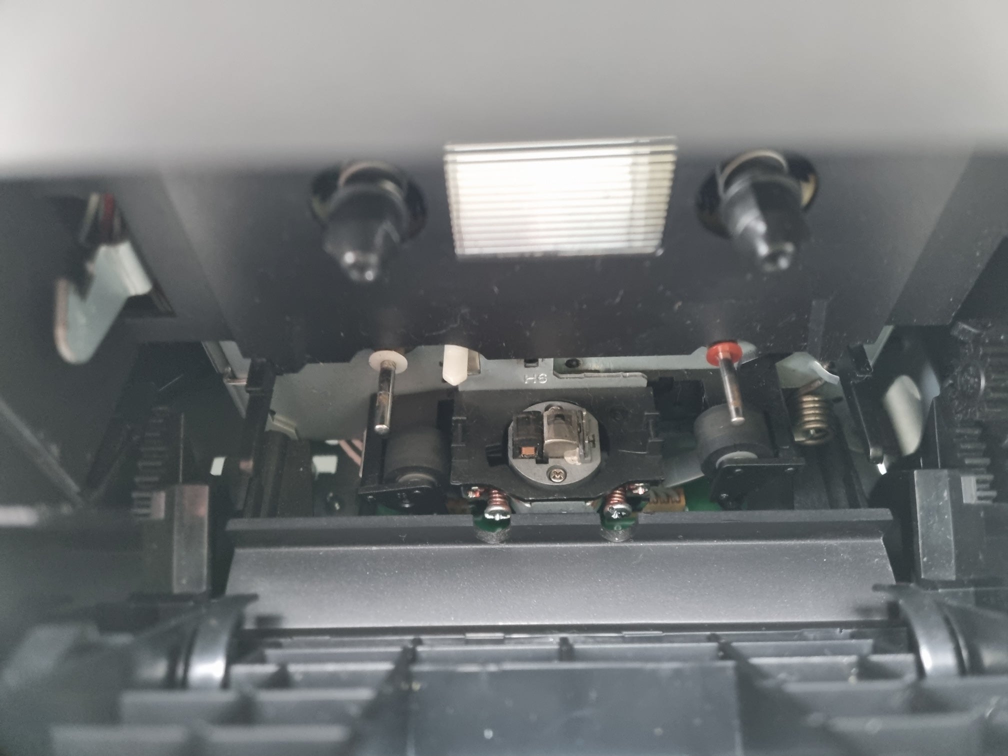 TEAC W-890R Dubbele cassettedeck met automatische omkeerfunctie - In zeer goede staat