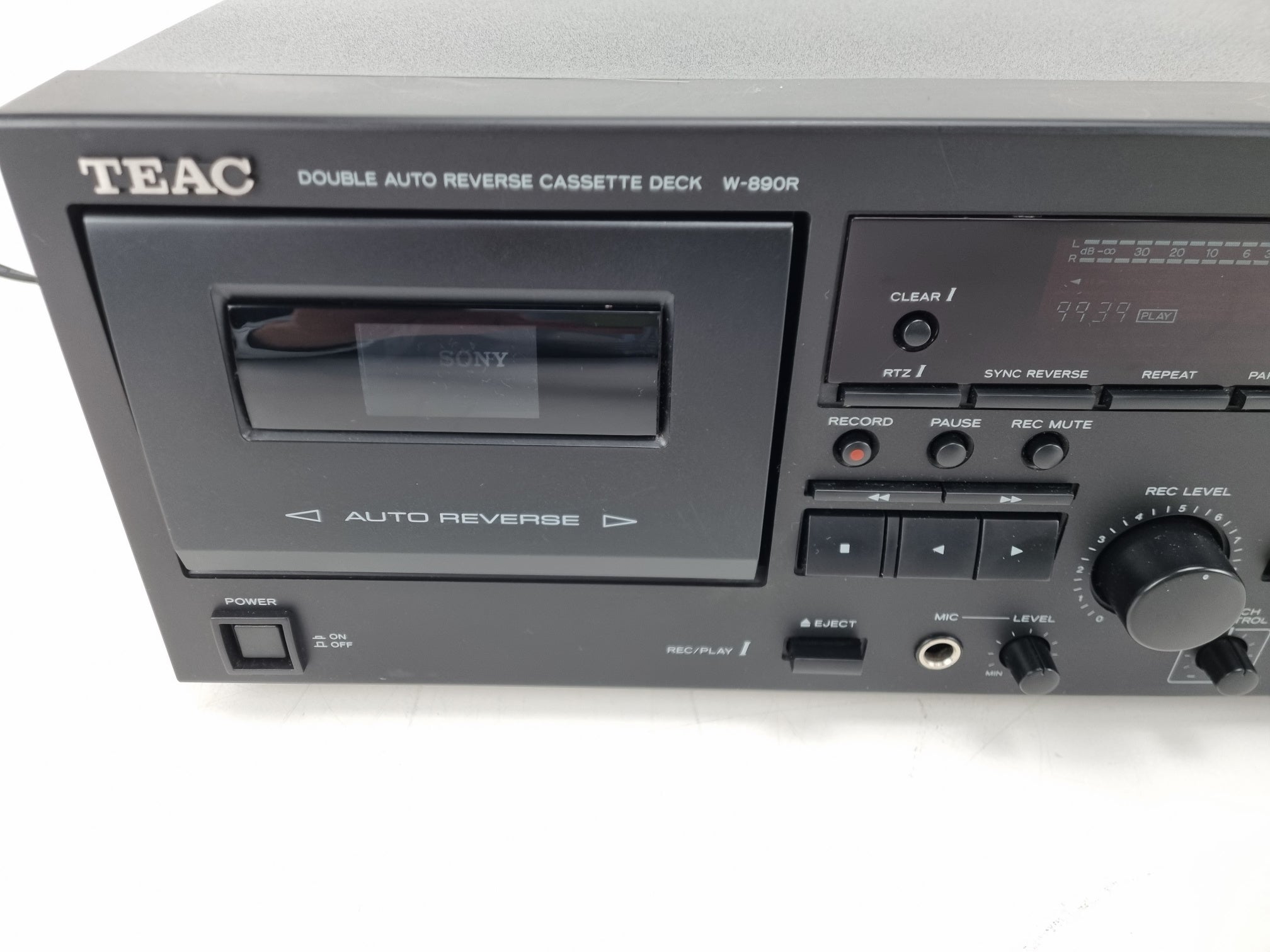 TEAC W-890R Double Auto Reverse Cassette Deck - Very nice condition