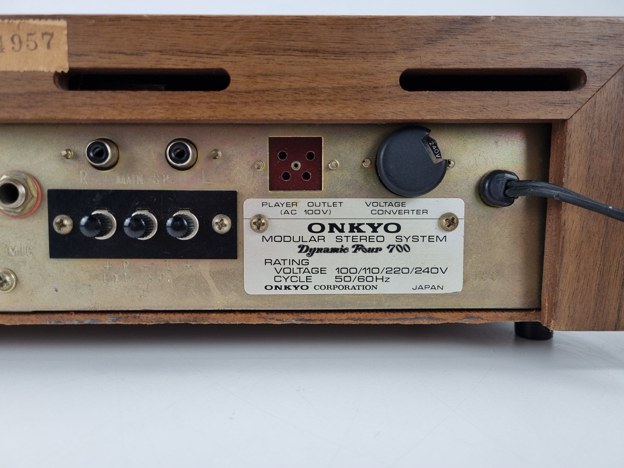 Onkyo Dynamic Four 700 stereo versterker - onderhoud uitgevoerd