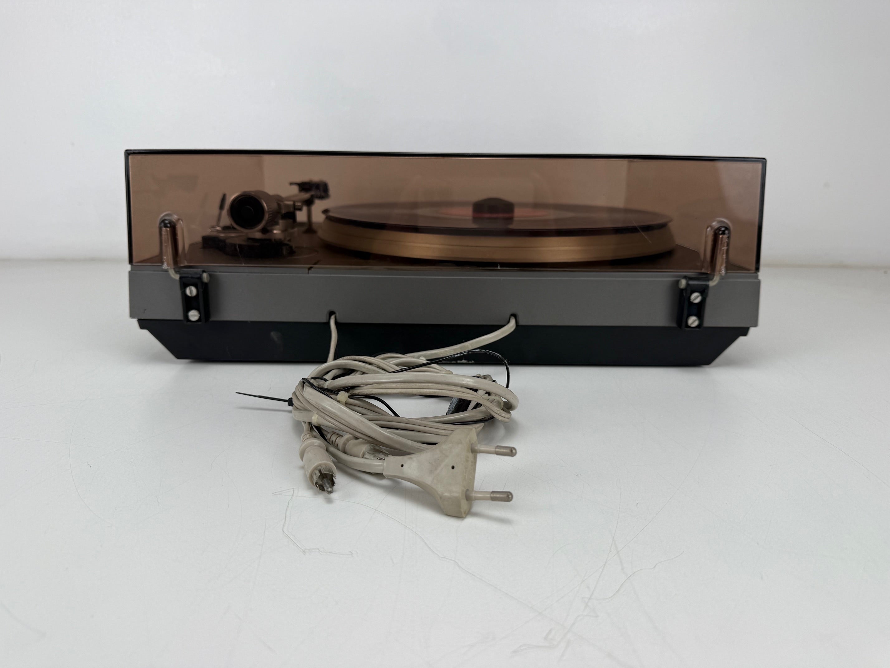 Philips 22AF967 platenspeler met riemaandrijving en twee snelheden - GP412 element