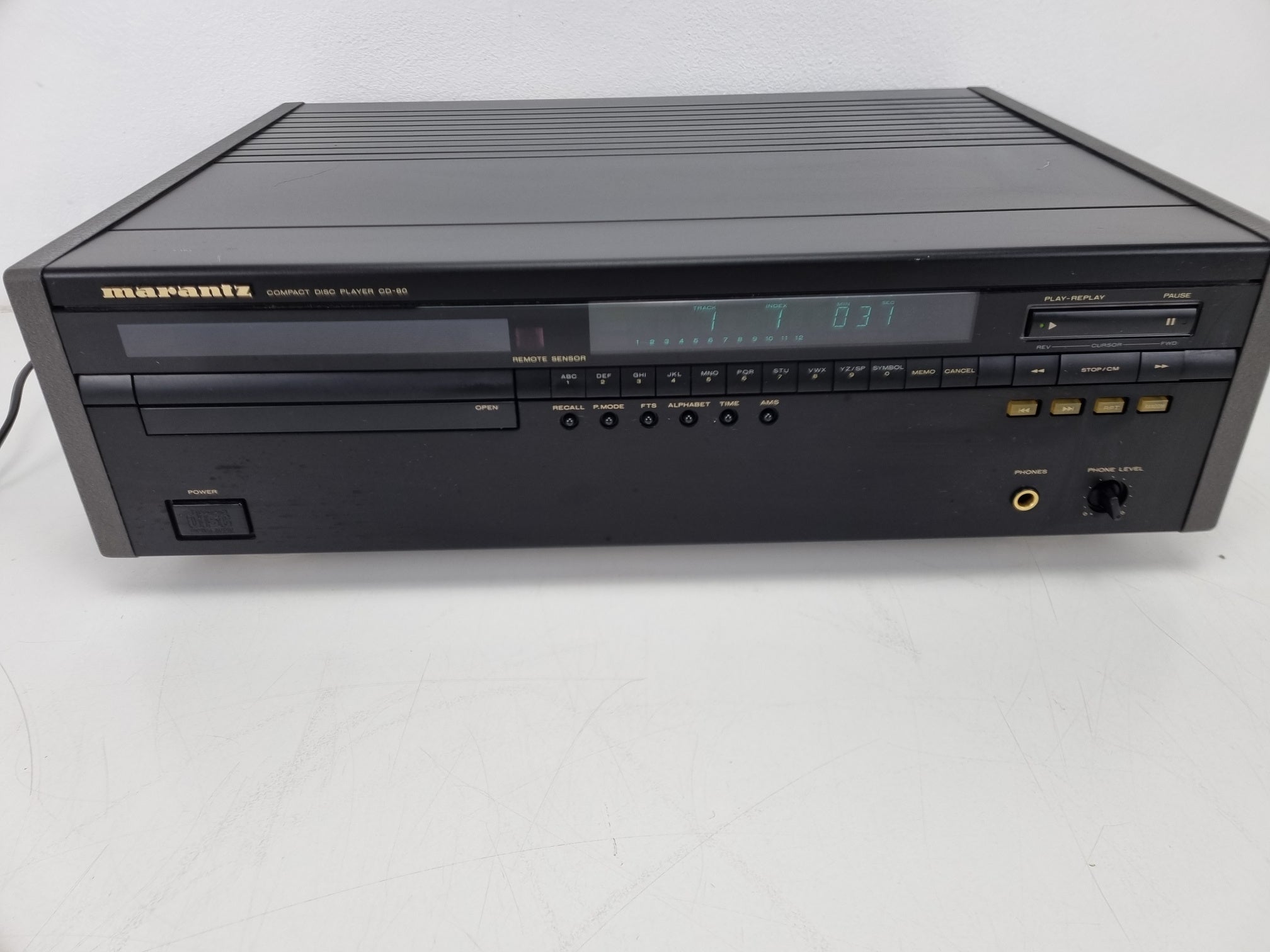 Marantz CD-80 Compact Disc Player - Remote control - High End