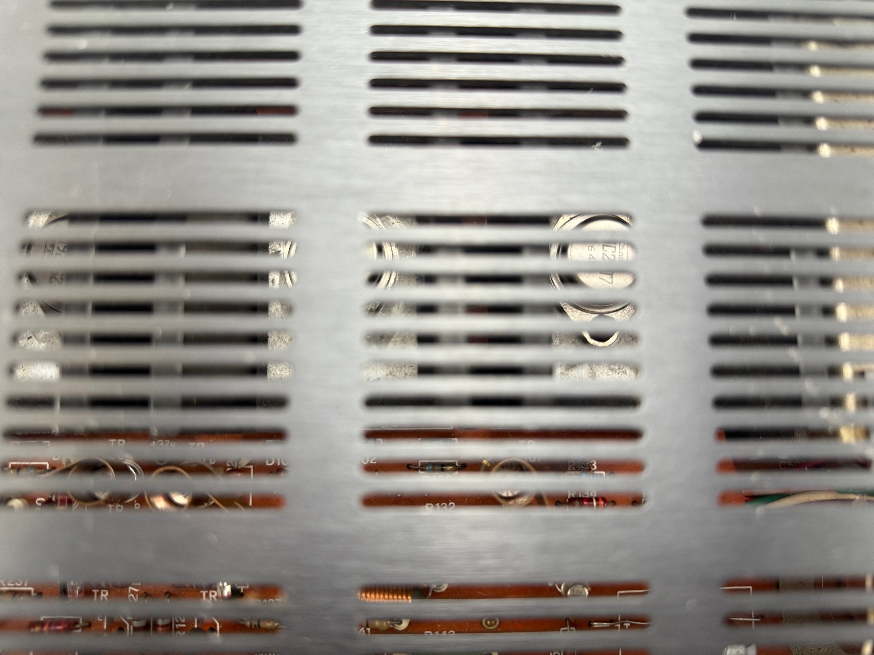 Quartz Systems Q5 stereo geïntegreerde versterker - onderhoud uitgevoerd